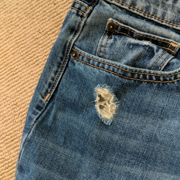 Gap Sexy BF Distressed Crops 14/32 - Picture 3 of 8